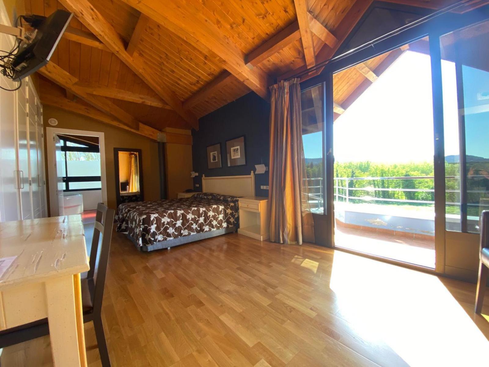 לומבייר Roomrural Hotel Iru-Bide מראה חיצוני תמונה