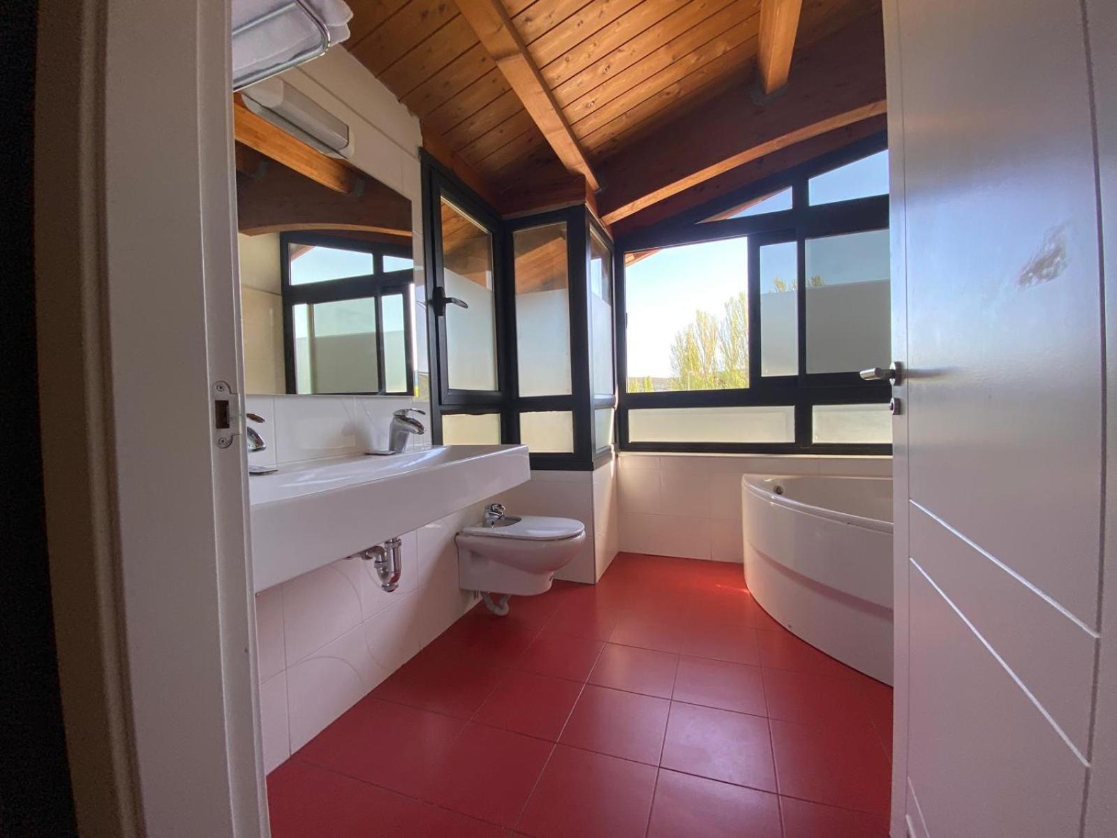 לומבייר Roomrural Hotel Iru-Bide מראה חיצוני תמונה
